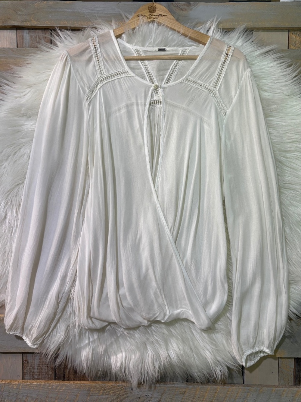 EUC ✵☽Free People☾✵ Sheer White Long Sleeve Surplice Prairie Blouse Top | Large